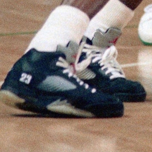 fantasy 2. (mglizzy anthem) @olly @whoshiei