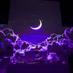 12/5: Com Truise Opening Set at Third Room in Asheville (Synthwave/Chillwave)