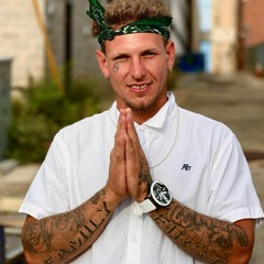 Fre3Three-B I G L U V