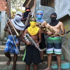 SANDUÍCHE DE PRESUNTO