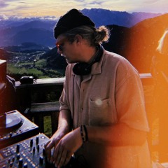 Klausson | TechnoForFriends