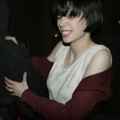Crystal Castles, sensacya - Tell me what to swallow (remix)