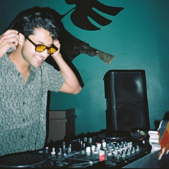 SHAKE THAT (discozyn remix)