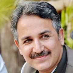 ‎⁨یم غم سره بلد په خوشحالۍ لېونی کېږم۔هارون باچا ⁩.mp3