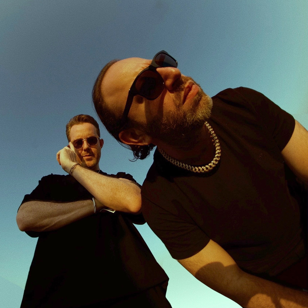 Chase status слушать. Chase &amp; status. chase &amp; status &amp; bou ft. trigga &amp; irah &amp; flowdan &amp; takura - baddadan. disconnect becky hill chase status. becky hill x chase &amp; status.