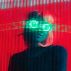 MRMCD25 :: Dreamholder