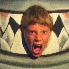 Spacey Glitched up Trap beat