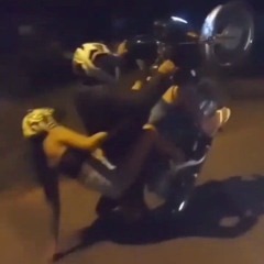 Pegou Trem Pegou Busão💯