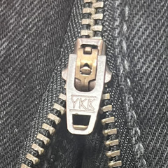 YKK