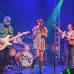 Slic Pickles - Uncomfortable