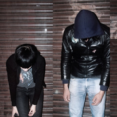 Trash the Rental, Crystal Castles (edit audio)