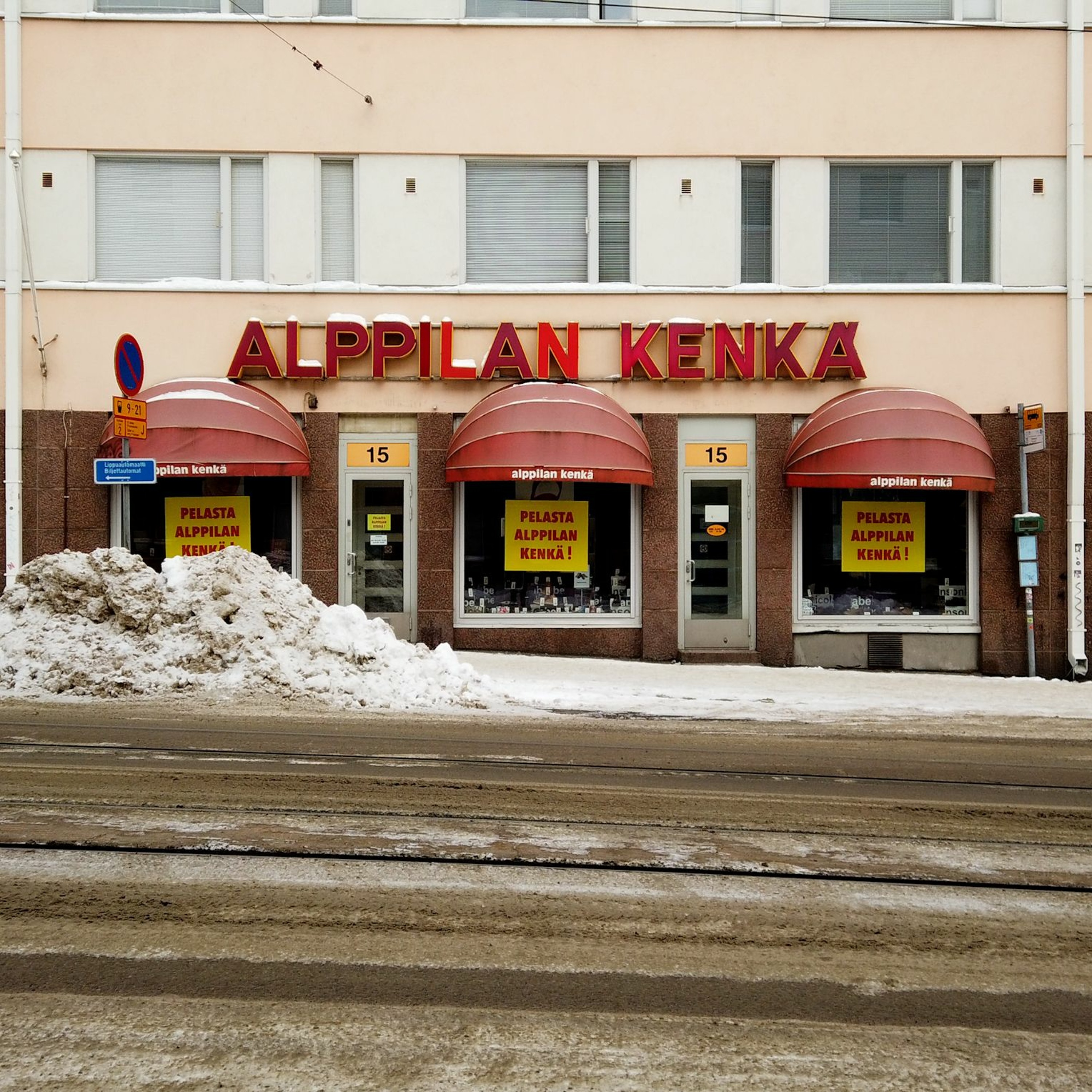 Idän kuunnelmat