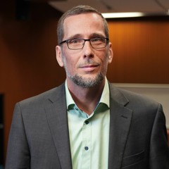 Wie können wir Mehrfamilienhaus-Dächer zur Stromerzeugung nutzen? - DSW21-Podcast #57