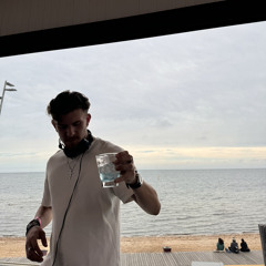 Baxter Sundays Debut - 24.11.24