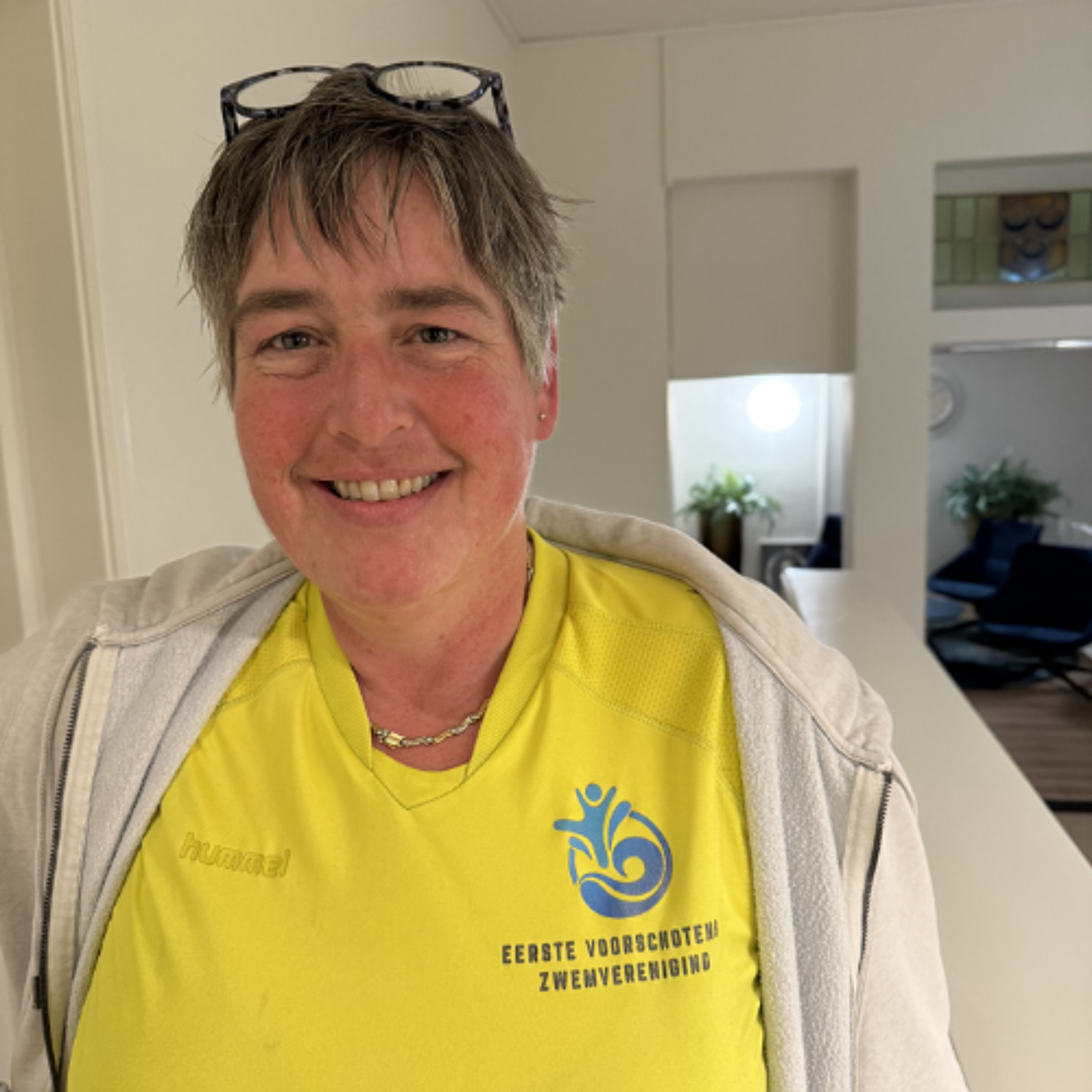2025 - 11 - 27 Sandra van der Torre zwemvereniging Voorschoten over het nieuwe zwembad episode artwork