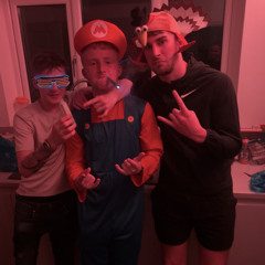 No Smoke X Sunchyme (played by Chris Stussy)