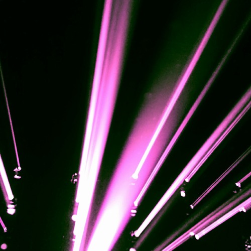 I like dancing to electro sound