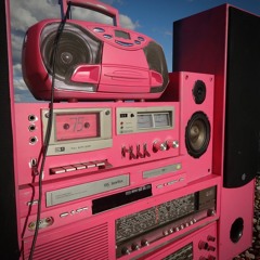 love radiatezz (prod. crucifyapril)