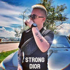 STRONG - DIOR