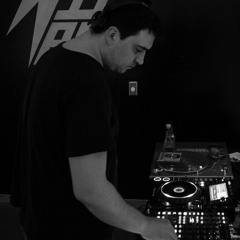 Dani Marcu - WIIT 88.9FM