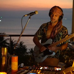 WILDSIDE Sunset Sessions 001 : Ale Vayu