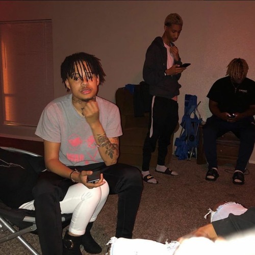 (@summrsxo) Summrs! - Ashtray (Prod. Leesta)