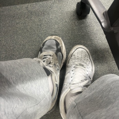 신발은 짝짝이어도 들을건 듣자