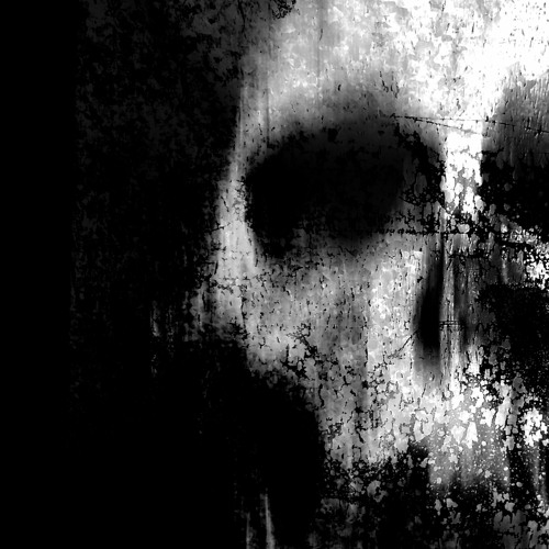 Voyna ( Extract Live )