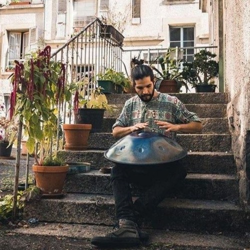 2204 Henr Ix - by the hands (Handpan)