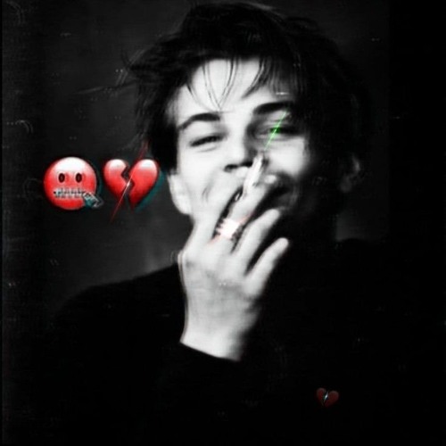 Aadat instrumental sad version🥂🥃🎶