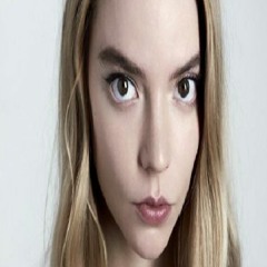 el tema que sonaba mientras el sonidista me cagaba a pedo por doblar una notebook