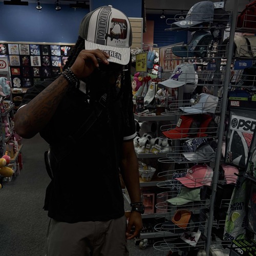 Exotic (Olly x Maajins)