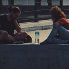 أيوة بحبك أوي، بس مش عايزاك، شباب هذي الأغنية مو هُرمونات والعباس..