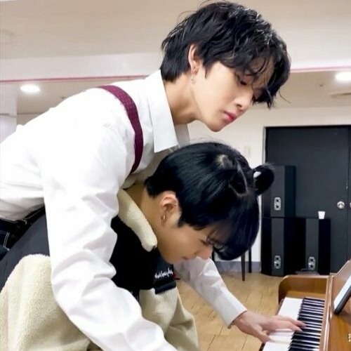 CIX 배진영(BAE JINYOUNG) & 승훈 (SEUNGHUN)- Paris in the Rain (COVER)