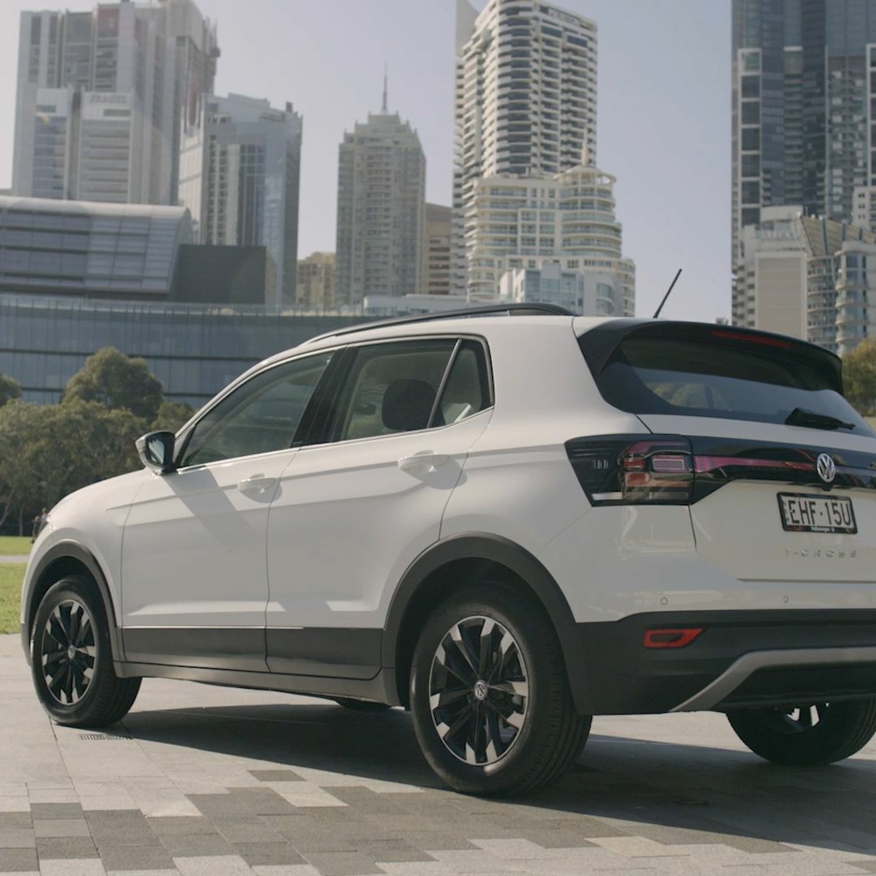 Overdrive: COVID-19 vs Flying cars; Mitsubishi Pajero Sport; Battle for Random Breath Testing in NSW thumbnail