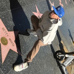 MOMENTO'D MOMENTUM 001