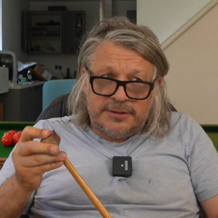 Richard Herring Me1 vs Me2 Snooker - Frame 185