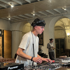 DJ SOURCE | Radio Rudina