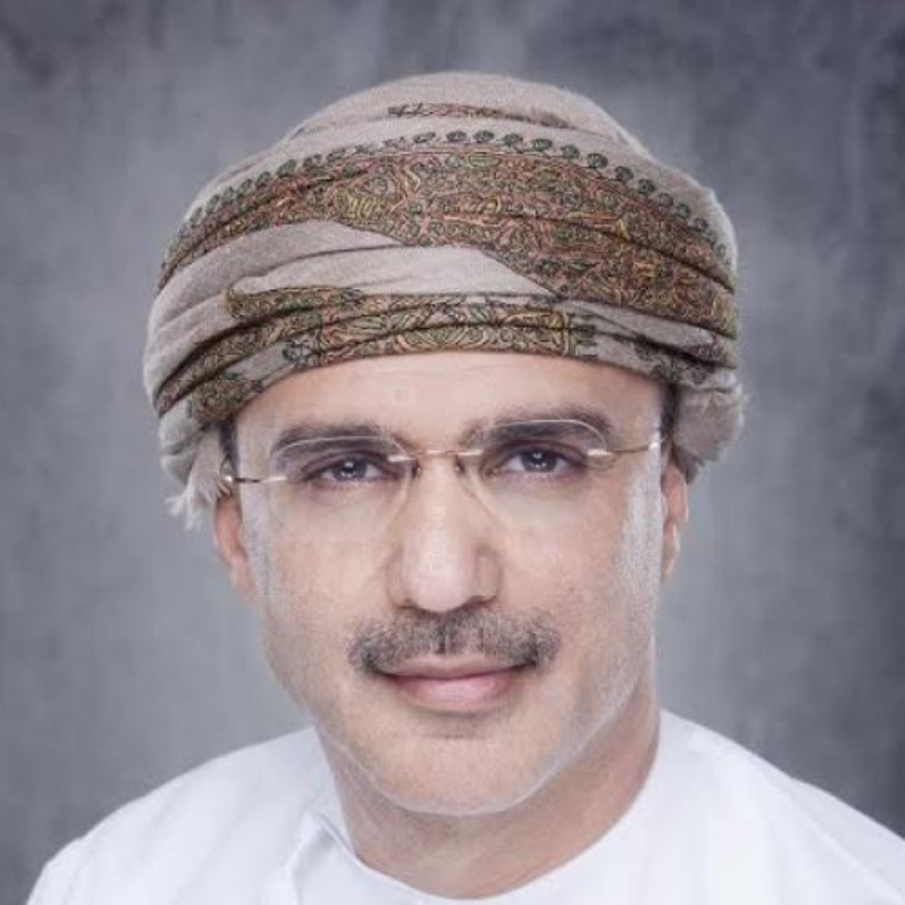 إعادة تشكيل مستقبل الثروات في الخليج _ للكاتب محمد العارضي episode artwork