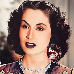نور الهدى - (قصيدة) أقولُ وقد ناحت بقُربي حمامةٌ