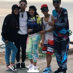 👹👽🖤❤️la familia