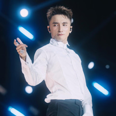 Giao hưởng - Khuôn mặt đáng thương x Sơn Tùng MT-P | Remix by SoleQ