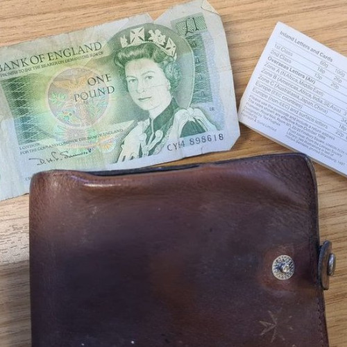 CENTURY SPEAKS Trail: Money (11) (social history)