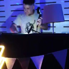 01 Club Solo 25