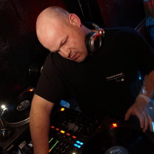 Mixes that includes tracks by Fruity 6