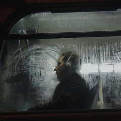 فارق عن الناس