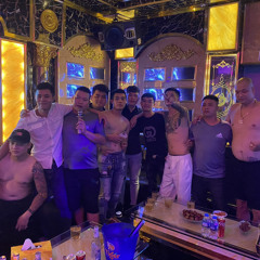 chuc ae 28 choi vui ve