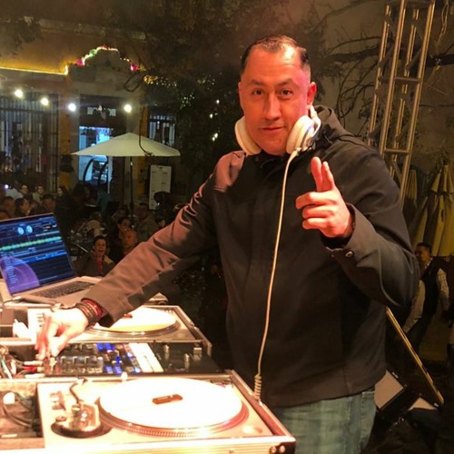 Stream Dj FranK Gonzalez Listen to 90s Dance dj set playlist online for free on SoundCloud