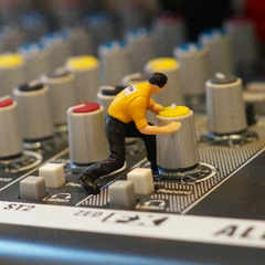 Give me synths