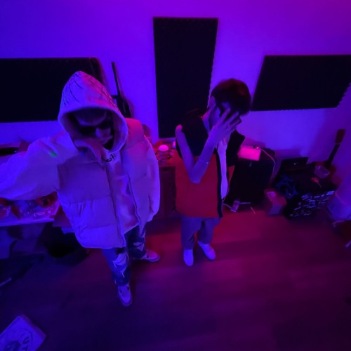 fyne shi (wattisluv)